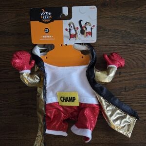 New HYDE & EEK! XS Pet Boxer Costume